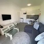 Διαμέρισμα Casa Com Terraco E Piscina