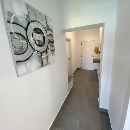 Апартаменты Casa Com Terraco E Piscina Сагреш