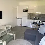 Casa Com Terraco E Piscina * Sagres