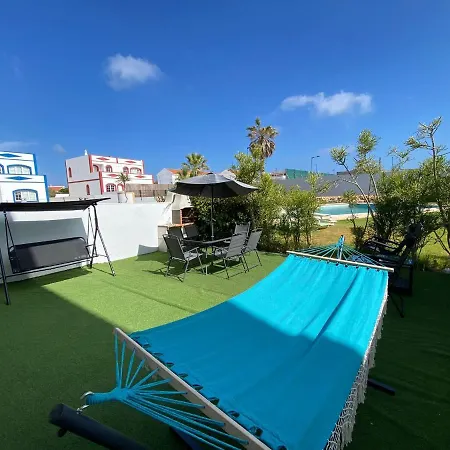 Casa Com Terraco E Piscina * Sagres