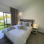 Casa Com Terraco E Piscina Apartmán